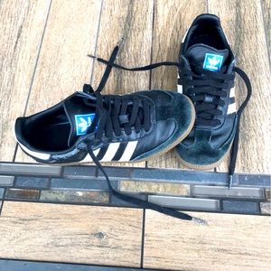 Adidas OG Samba youth size 4